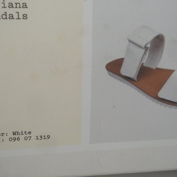 A New Day Illiana Sandal 2 Band Style for a adjustable fit White Ladies … - Picture 3 of 8